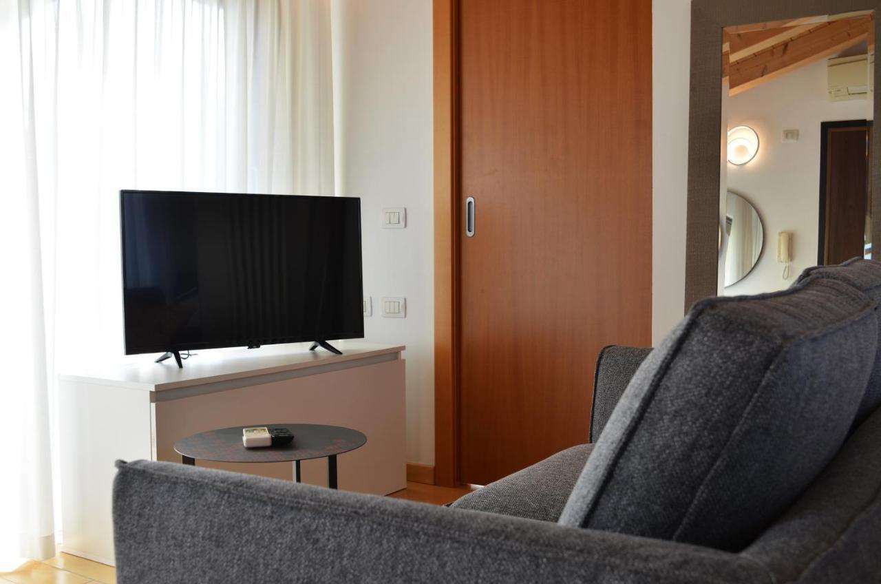 Golf Village ➔ Attico Con Piscina