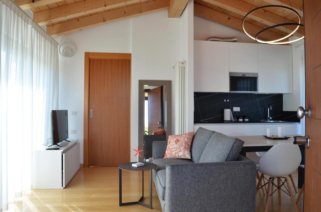 Golf Village ➔ Attico Con Piscina Appartamento Lido di Jesolo